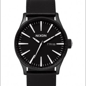 NIXON Sentry Leather
